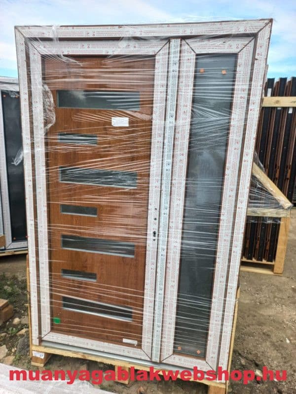 Kétszárnyú Aranytölgy Műanyag bejárati ajtó Flatline24